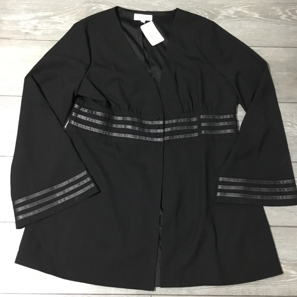 NWT Touch Of CYN Cyndi Lauper Tunic 🌸Imperfect🌸